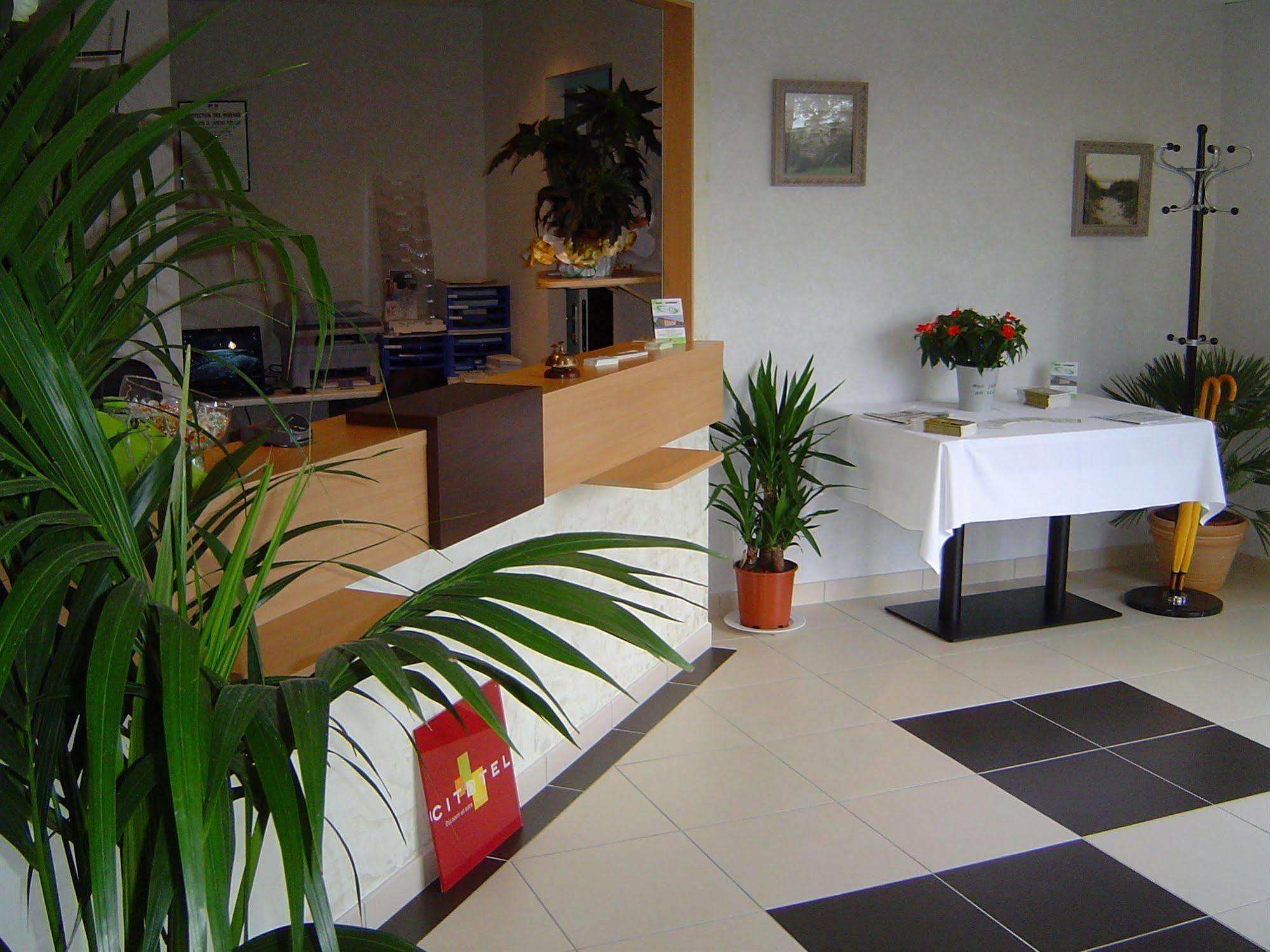 Hotel Azur Saint Junien Cit'Hotel Εξωτερικό φωτογραφία